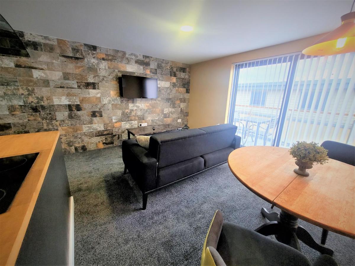 New County Hotel & Serviced Apartments By Roomsbooked Gloucester Dış mekan fotoğraf