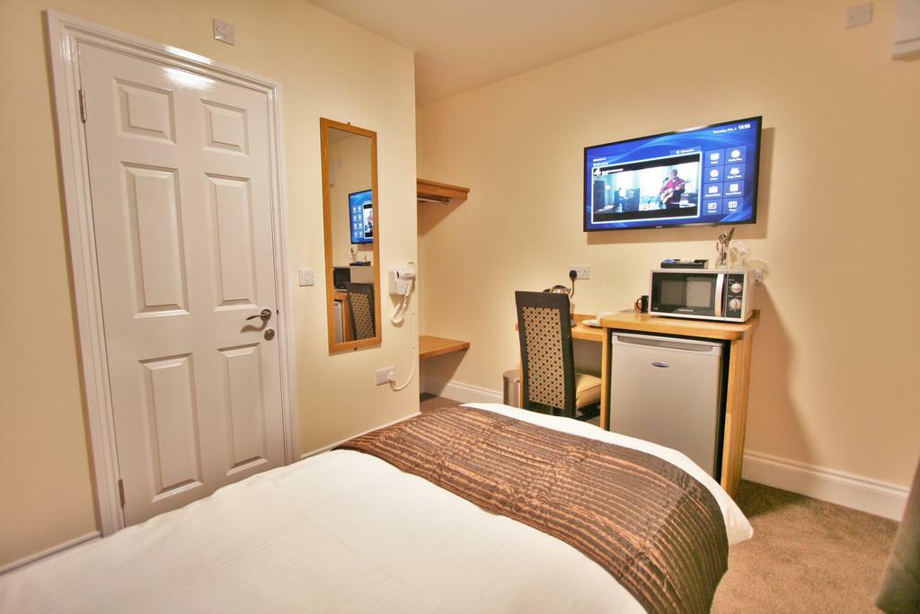 New County Hotel & Serviced Apartments By Roomsbooked Gloucester Oda fotoğraf