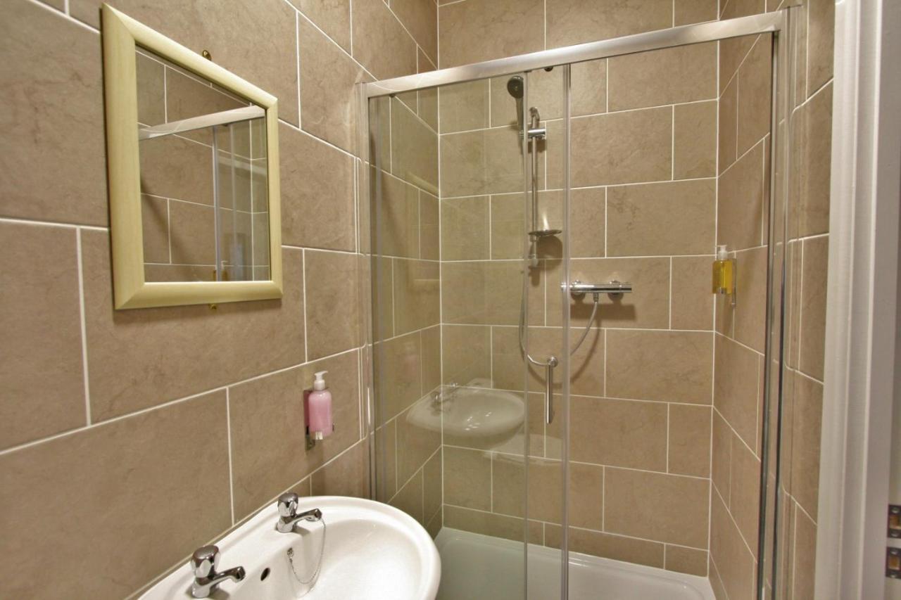 New County Hotel & Serviced Apartments By Roomsbooked Gloucester Dış mekan fotoğraf