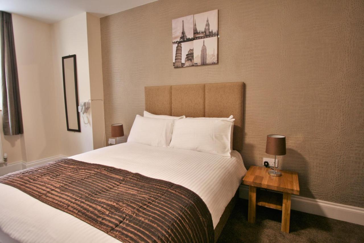 New County Hotel & Serviced Apartments By Roomsbooked Gloucester Oda fotoğraf